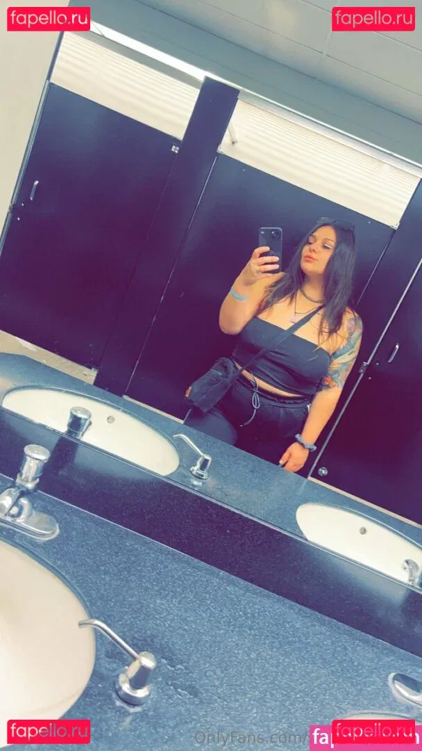 suadelapeitho Onlyfans Photo Gallery 