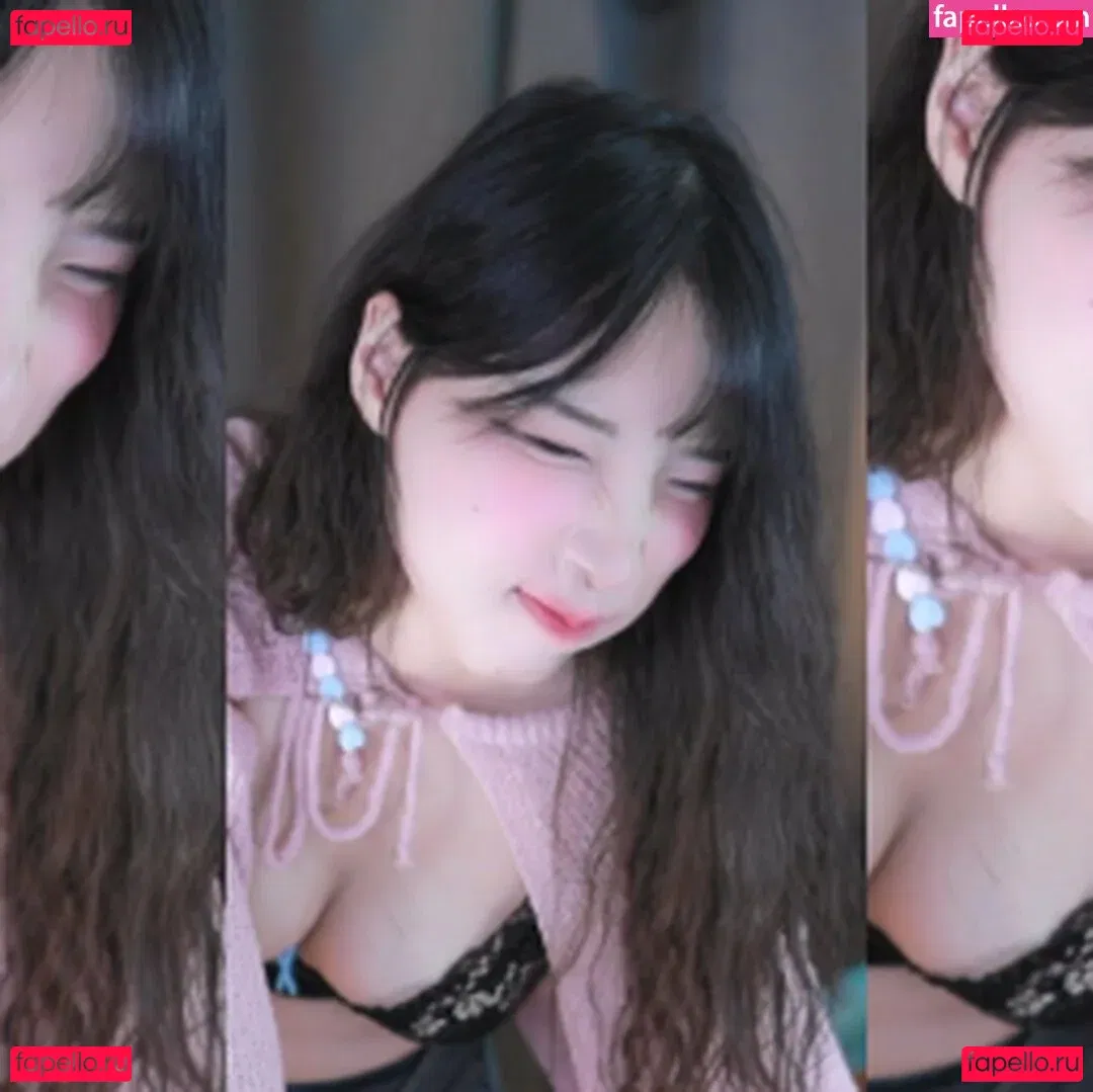 world1104 Onlyfans Photo Gallery 