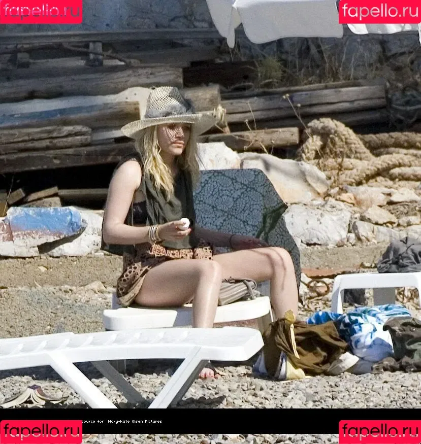 Mary-Kate Olsen Onlyfans Photo Gallery 