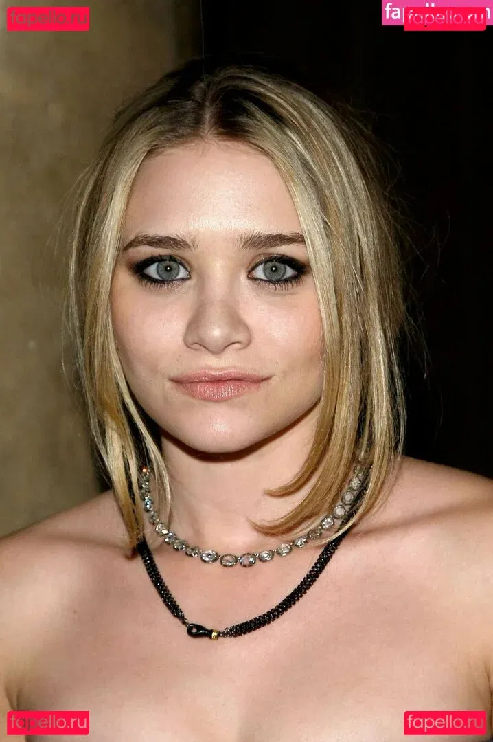 Mary-Kate Olsen Onlyfans Photo Gallery 