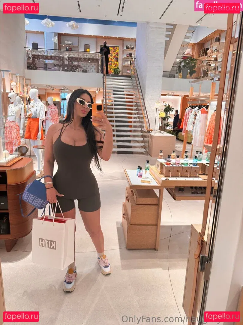 naughtycash Onlyfans Photo Gallery 