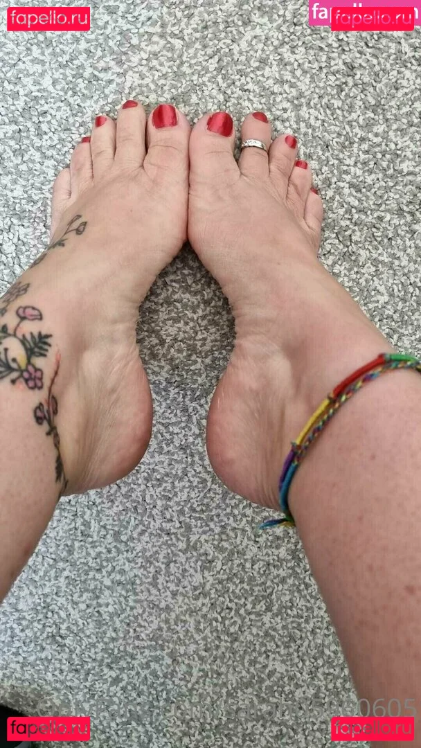 sarah05960605 Onlyfans Photo Gallery 