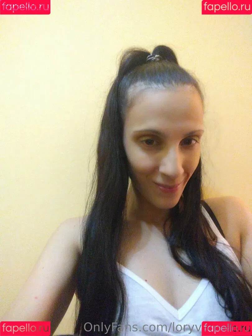 loryvancamp Onlyfans Photo Gallery 