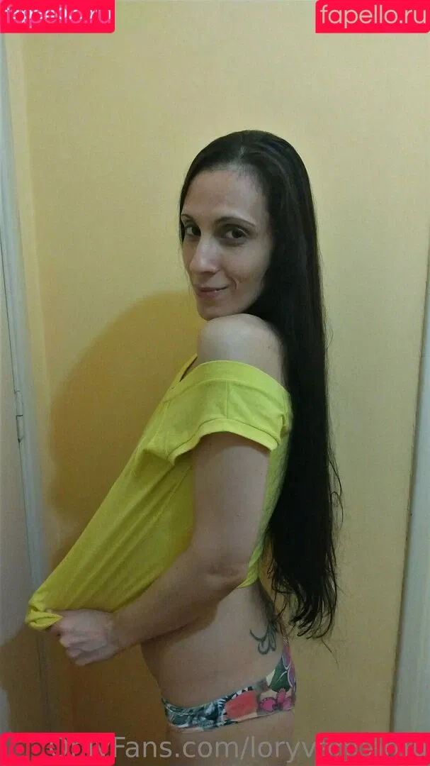 loryvancamp Onlyfans Photo Gallery 