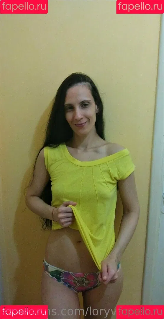 loryvancamp Onlyfans Photo Gallery 