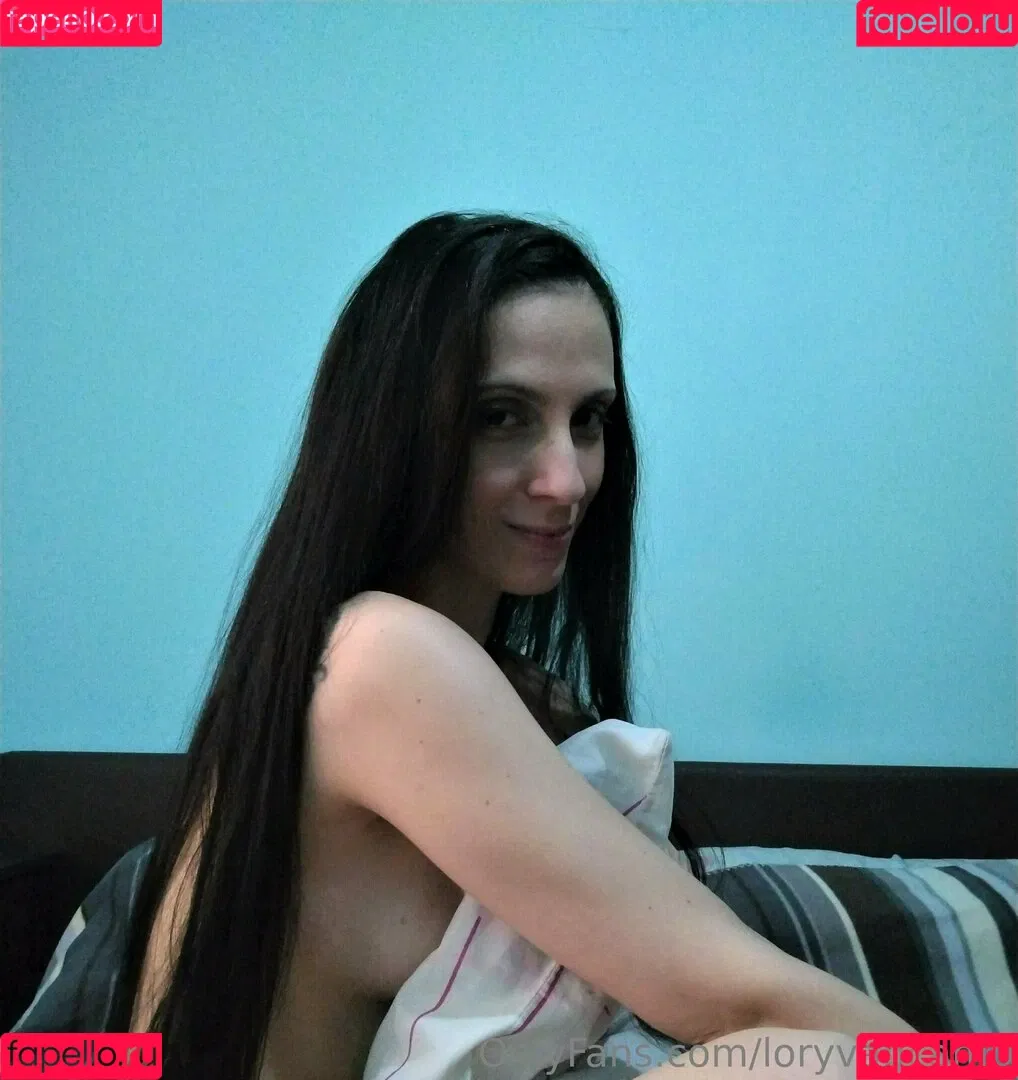 loryvancamp Onlyfans Photo Gallery 