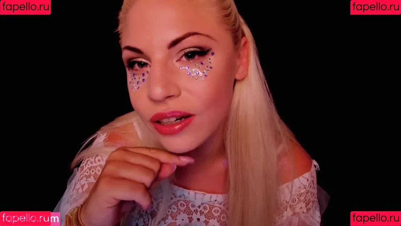Goddess Blonde Kitty Onlyfans Photo Gallery 