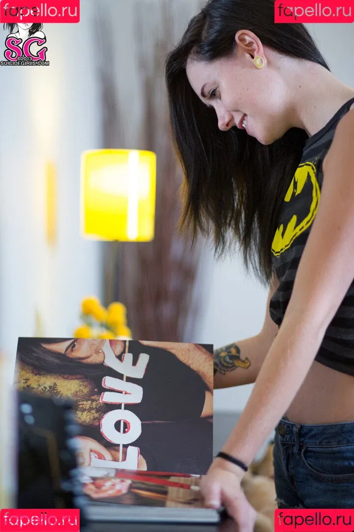 Etherealweirdo Onlyfans Photo Gallery 