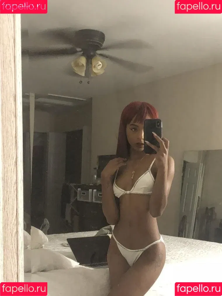 Bria Backwoods Onlyfans Photo Gallery 