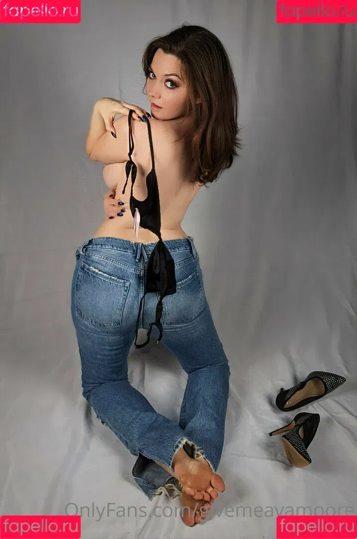 givemeavamoore Onlyfans Photo Gallery 
