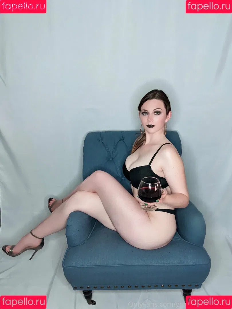 givemeavamoore Onlyfans Photo Gallery 