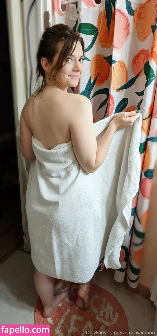 givemeavamoore Onlyfans Photo Gallery 