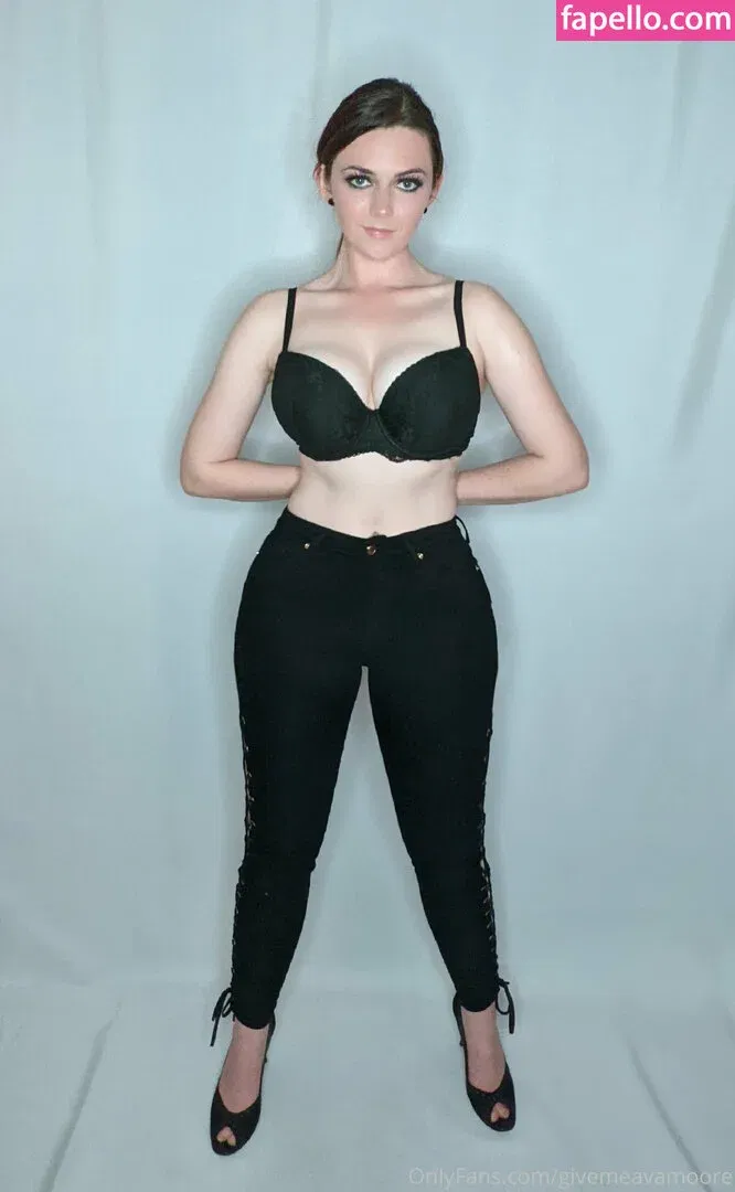 givemeavamoore Onlyfans Photo Gallery 