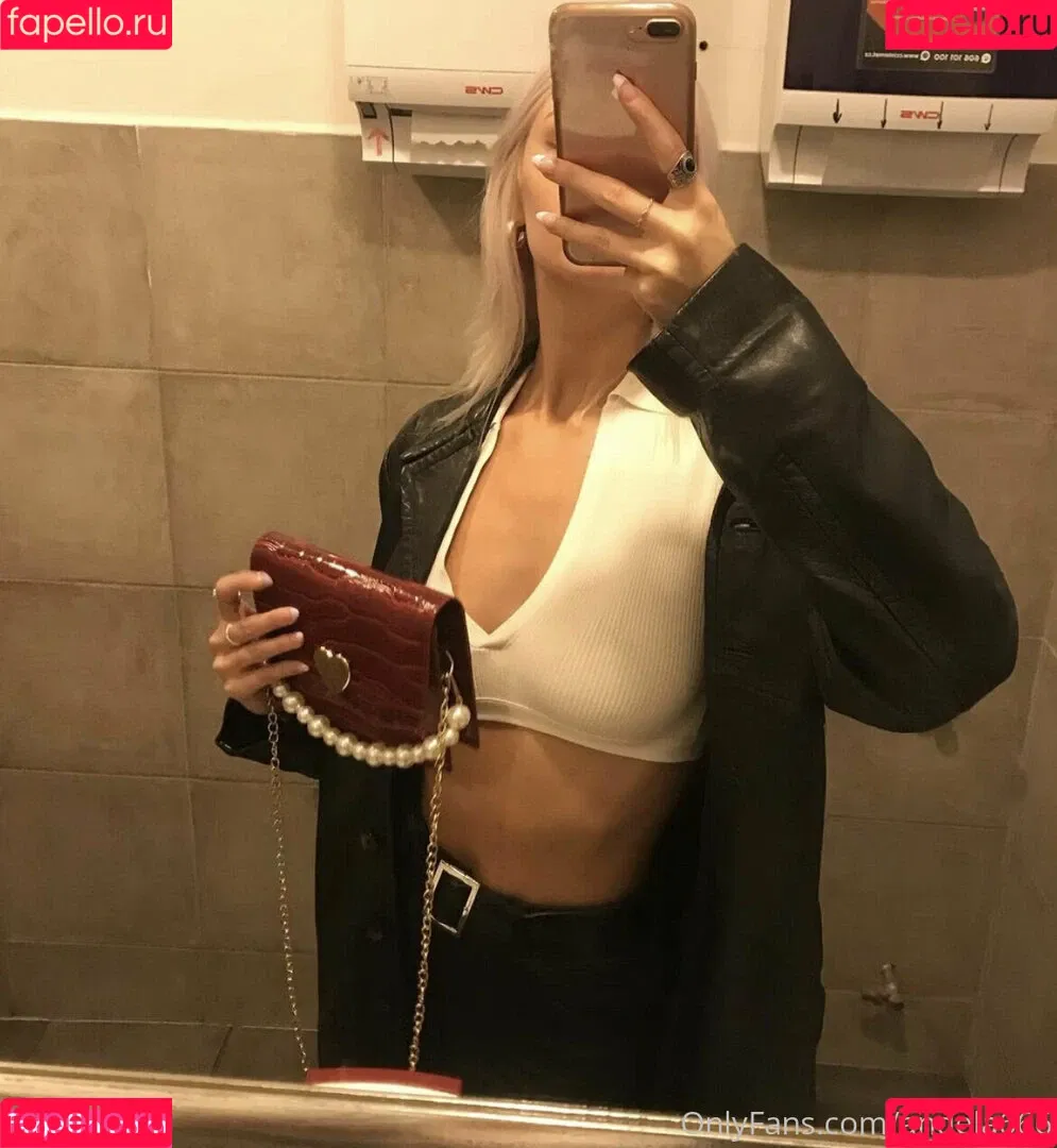 andela666 Onlyfans Photo Gallery 