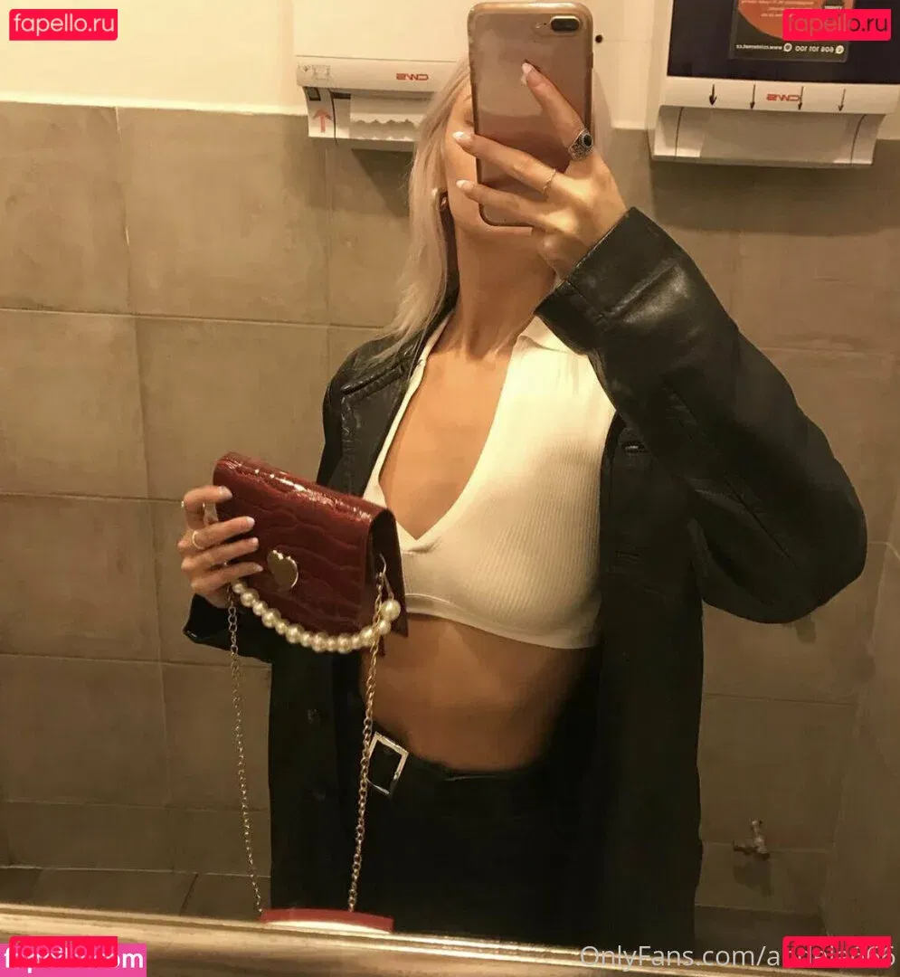 andela666 Onlyfans Photo Gallery 