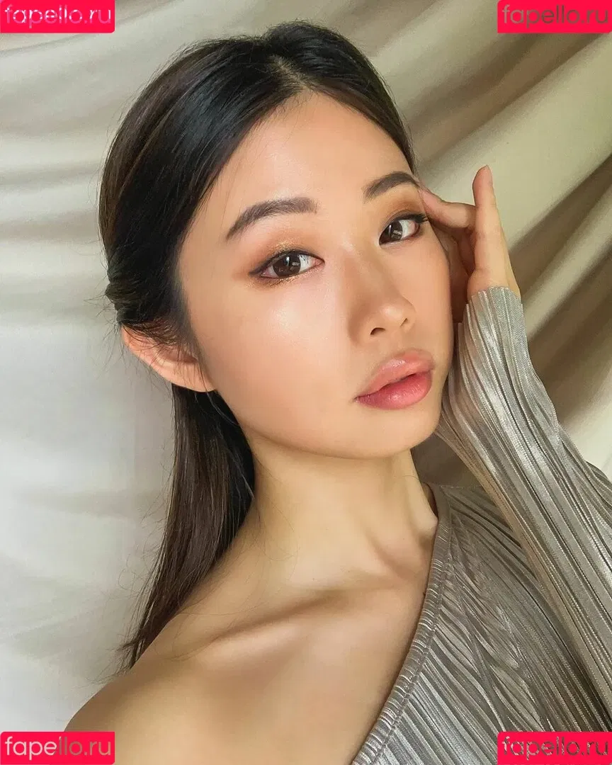 Emi Wong Onlyfans Photo Gallery 