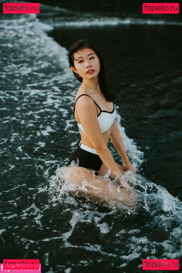 Emi Wong Onlyfans Photo Gallery 