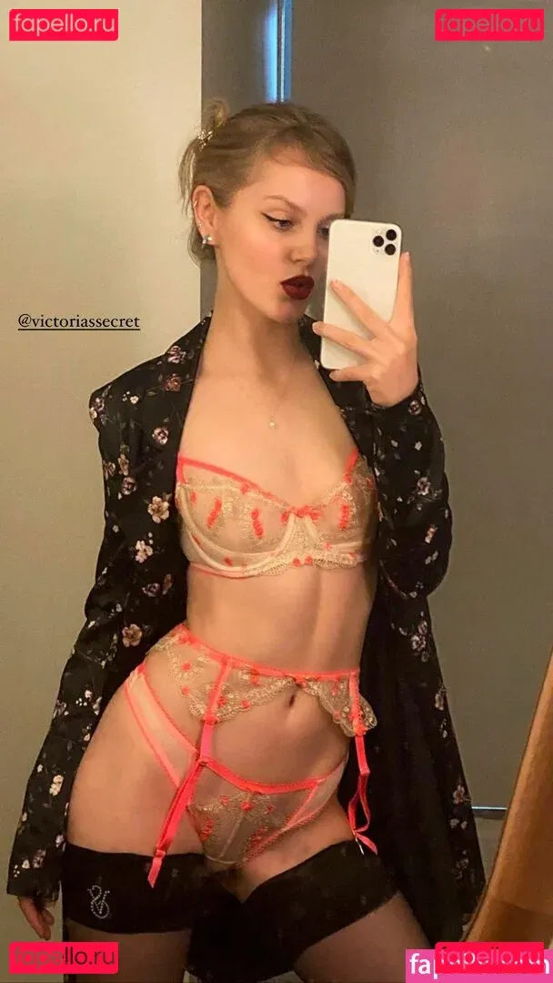 violapolt Onlyfans Photo Gallery 