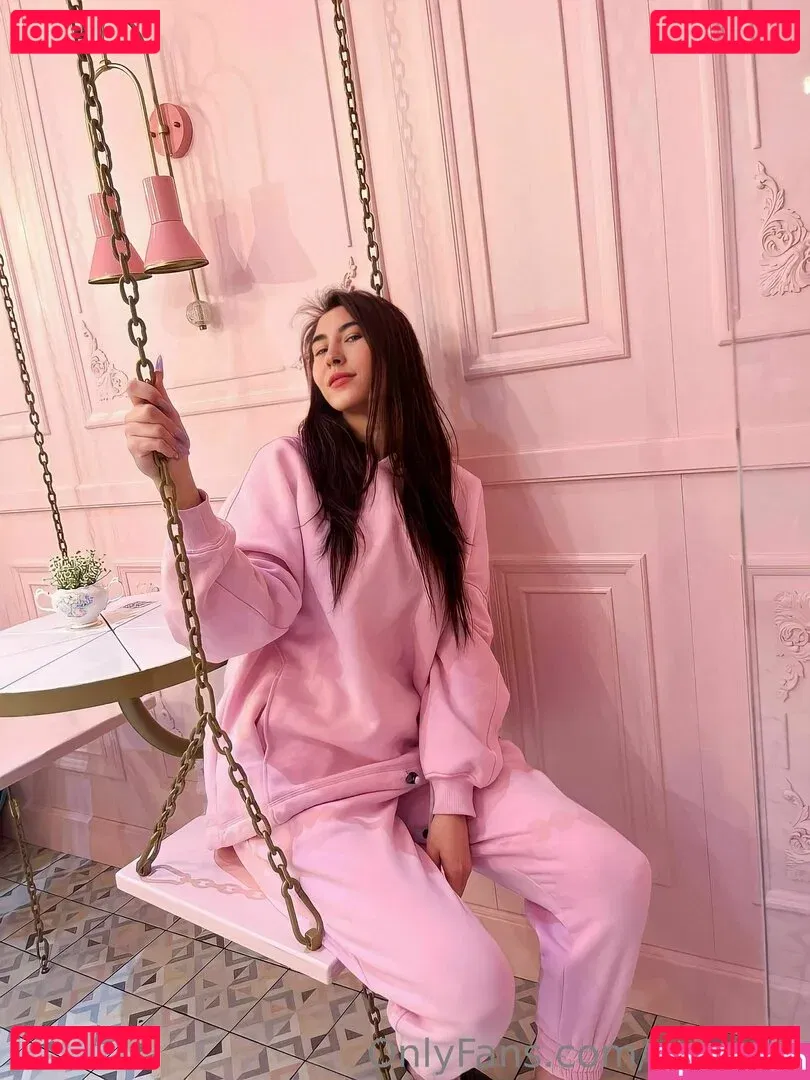 olga_kis Onlyfans Photo Gallery 