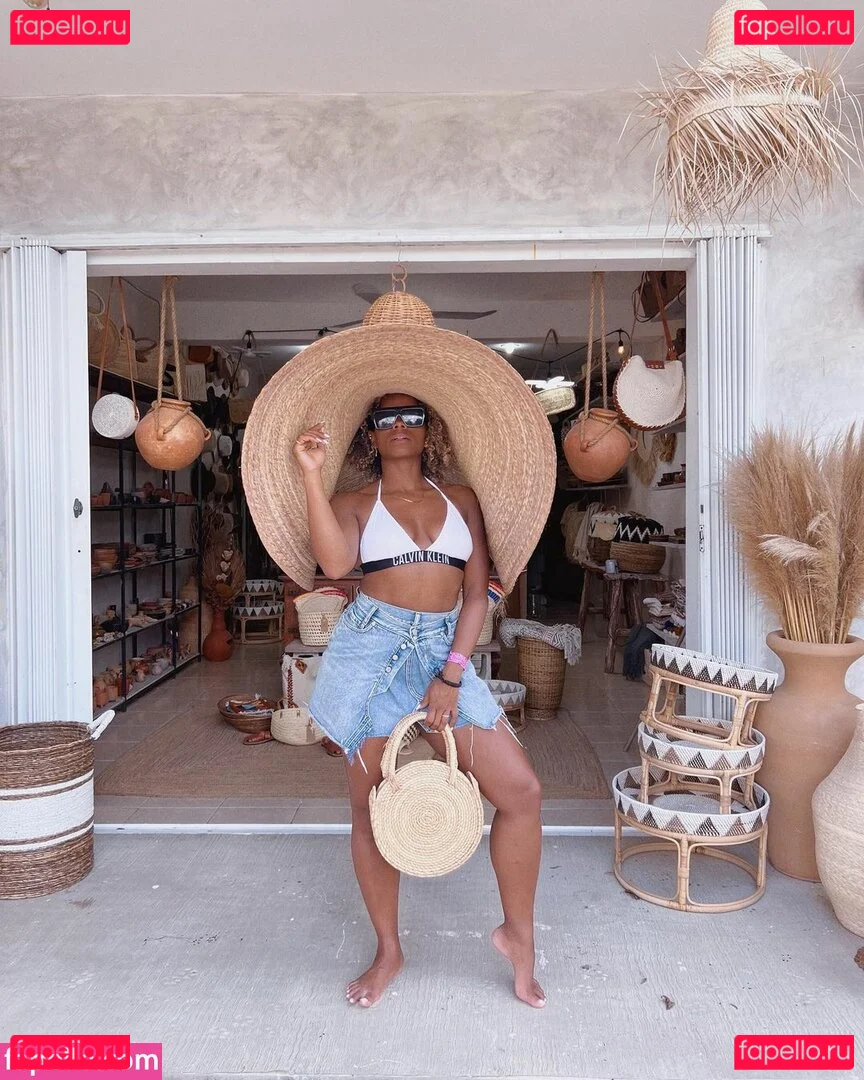 Fleur East Onlyfans Photo Gallery 