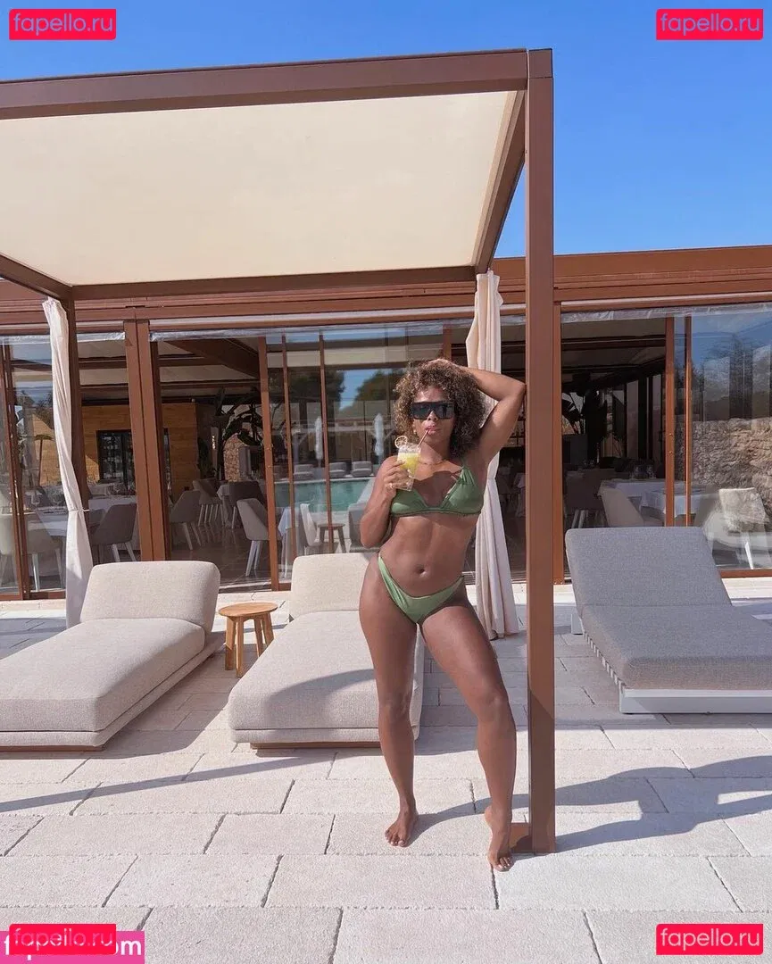 Fleur East Onlyfans Photo Gallery 