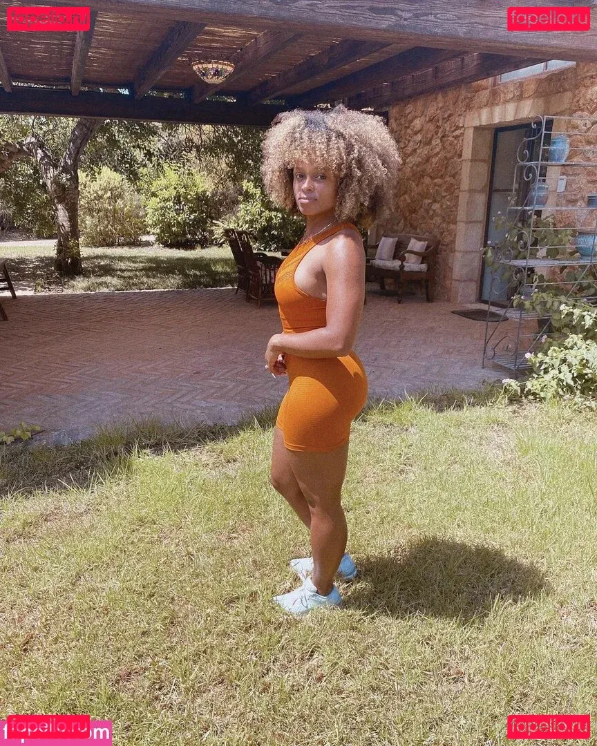 Fleur East Onlyfans Photo Gallery 