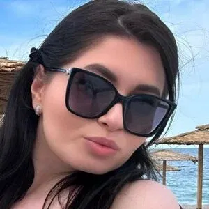 Busty_Ema Onlyfans Photo Gallery 