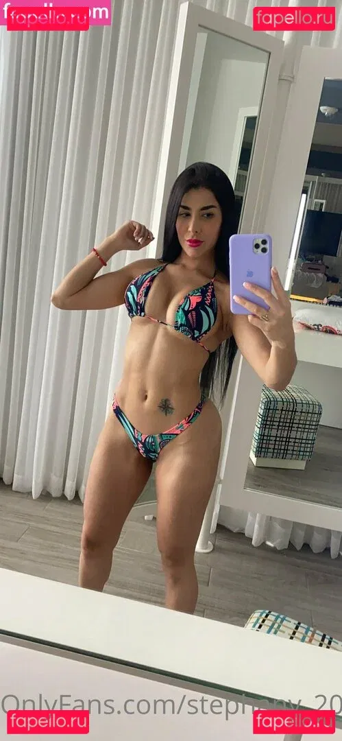 Stephyany Olivar Onlyfans Photo Gallery 