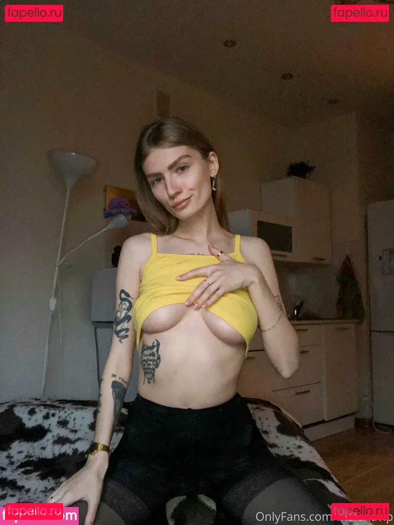 malenavip Onlyfans Photo Gallery 