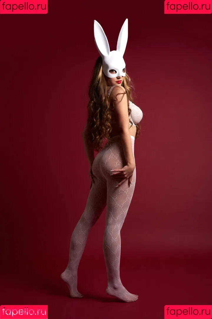 Céline Fairon Onlyfans Photo Gallery 