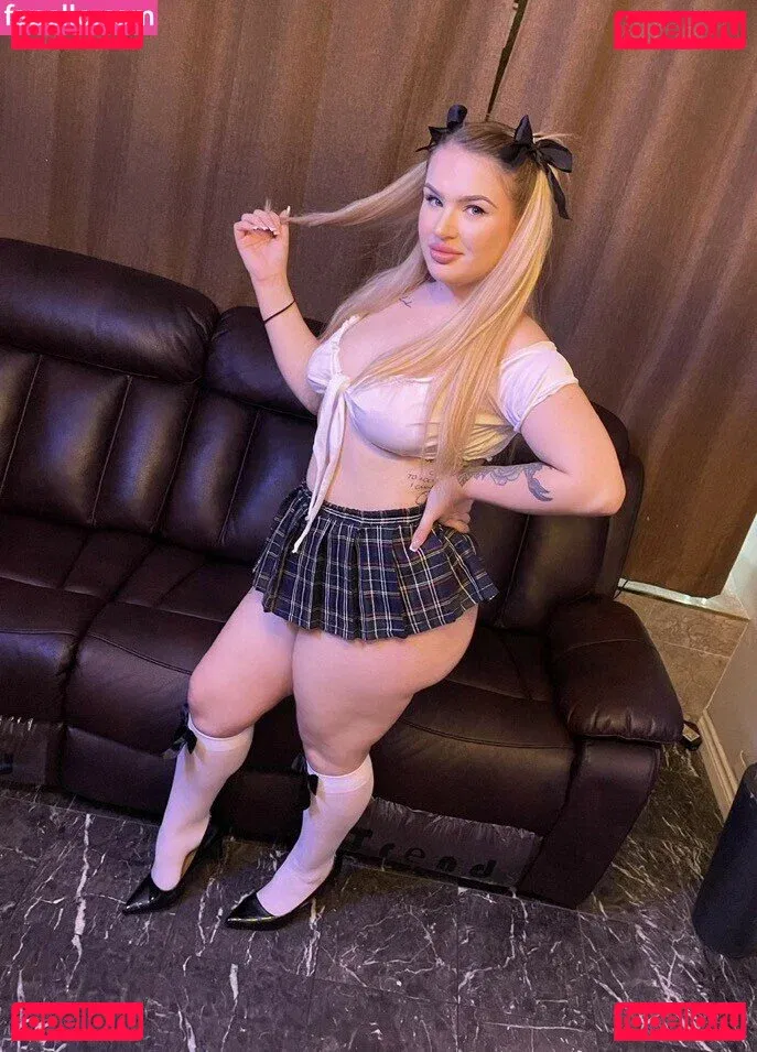 Juicy Jade Onlyfans Photo Gallery 