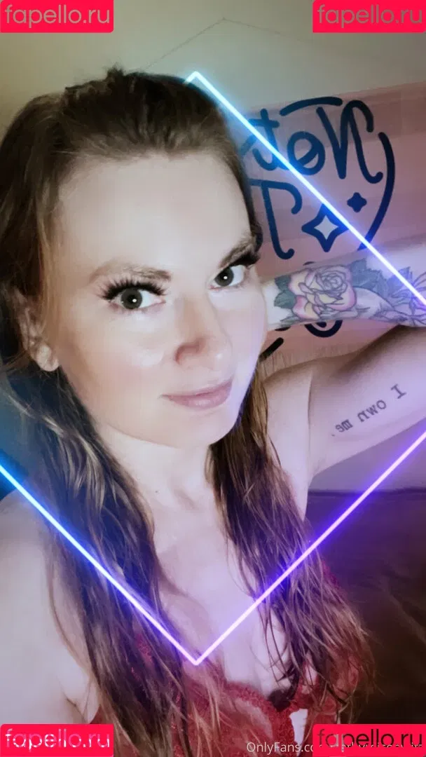cathyreisenwitz Onlyfans Photo Gallery 
