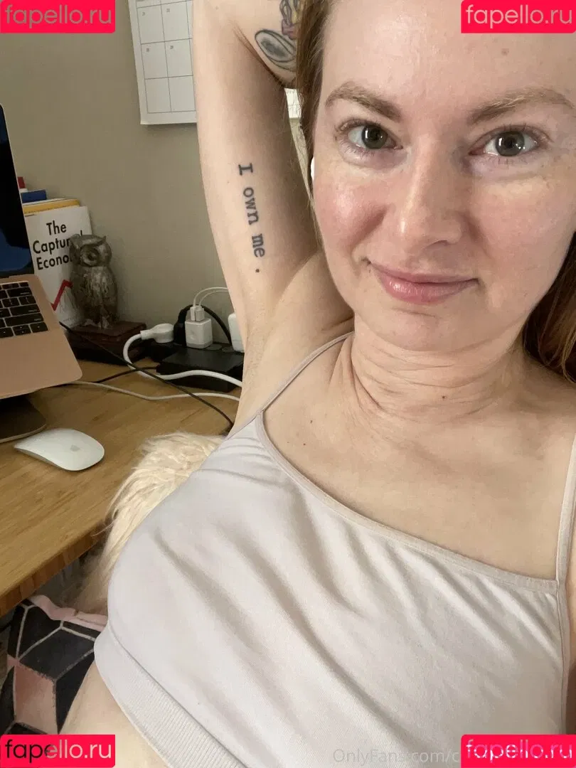 cathyreisenwitz Onlyfans Photo Gallery 