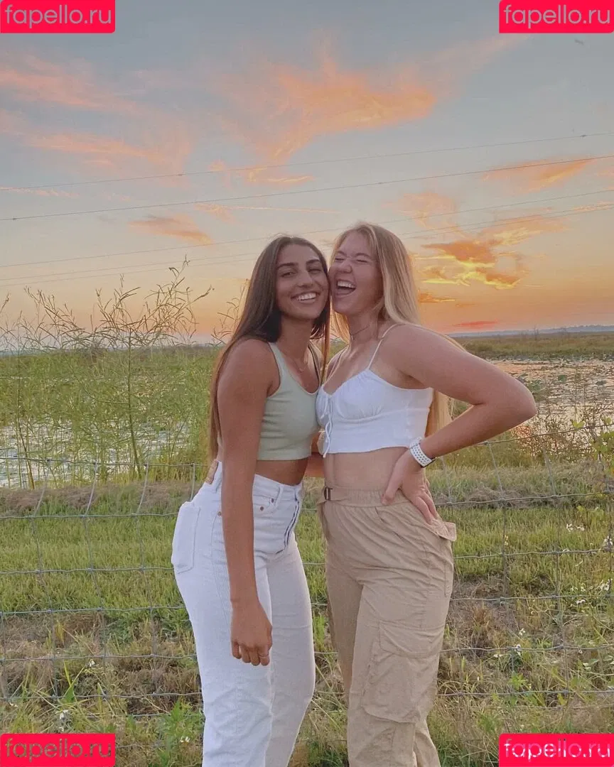 Anna DeLeon Onlyfans Photo Gallery 