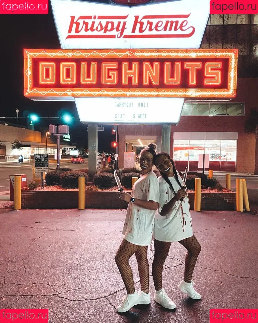 Anna DeLeon Onlyfans Photo Gallery 