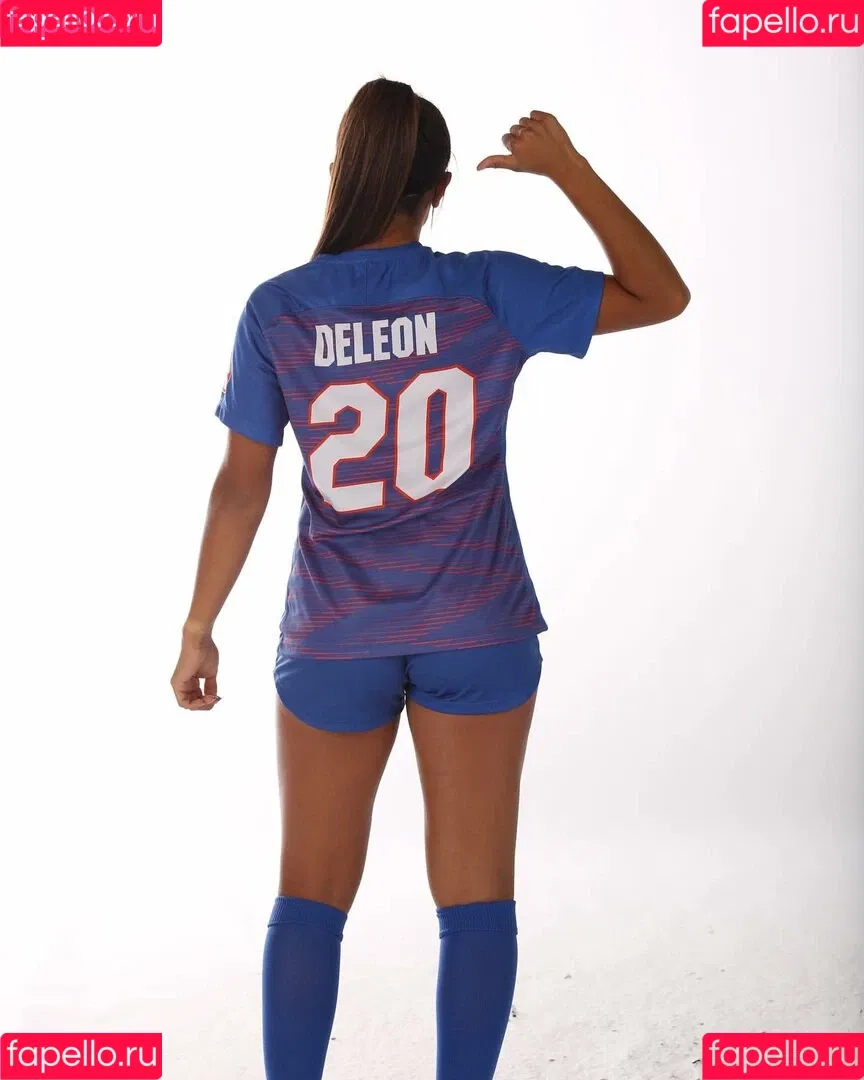Anna DeLeon Onlyfans Photo Gallery 