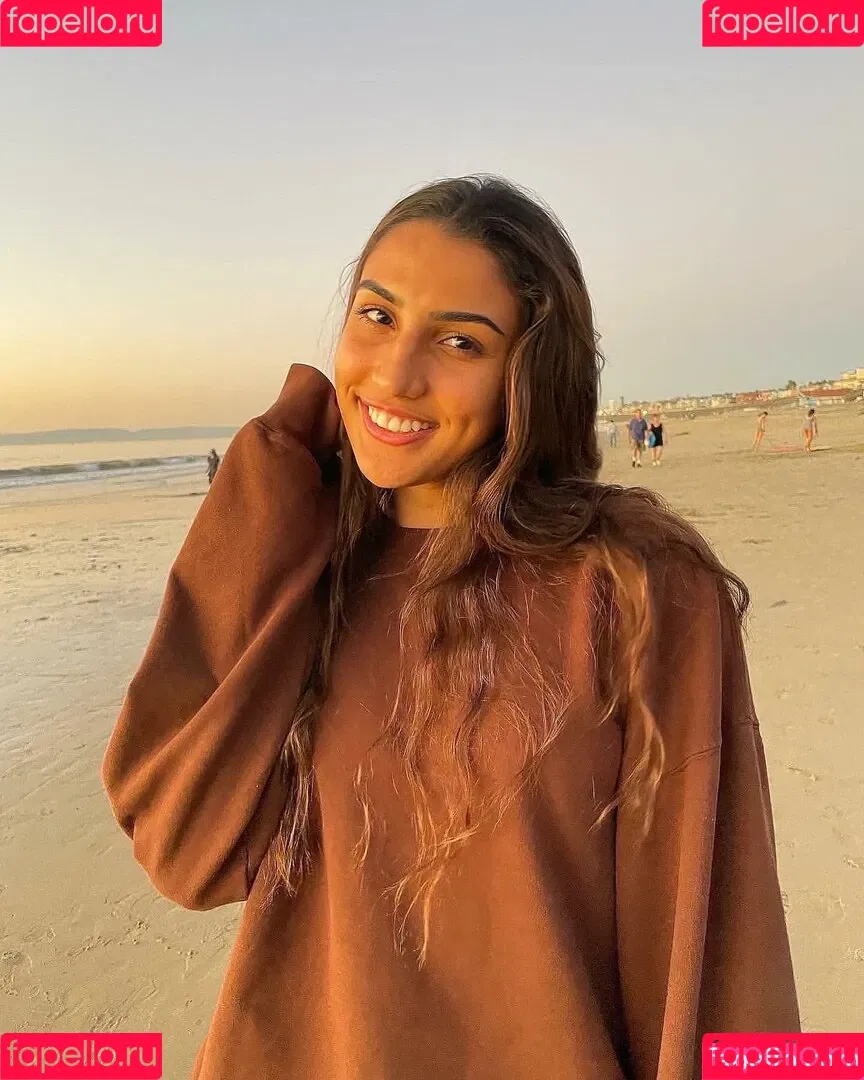 Anna DeLeon Onlyfans Photo Gallery 