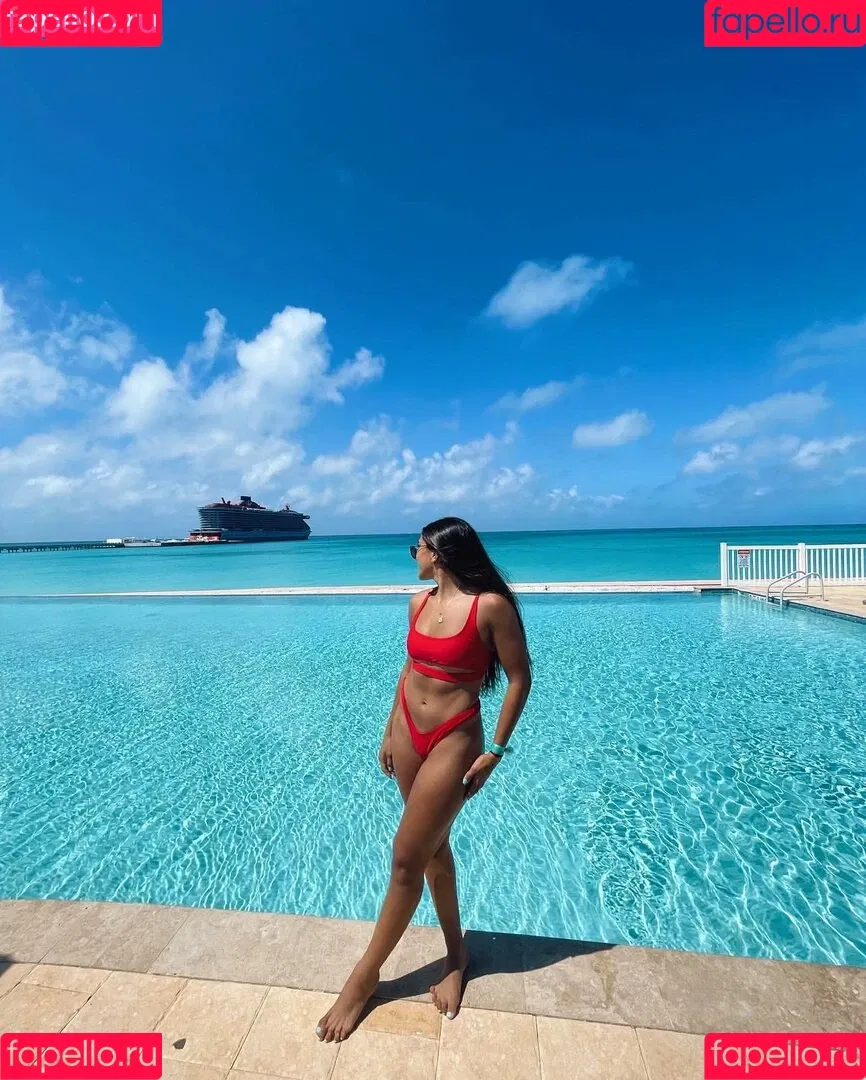 Anna DeLeon Onlyfans Photo Gallery 