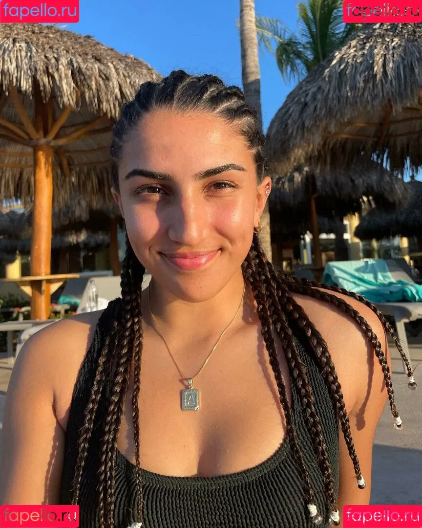 Anna DeLeon Onlyfans Photo Gallery 