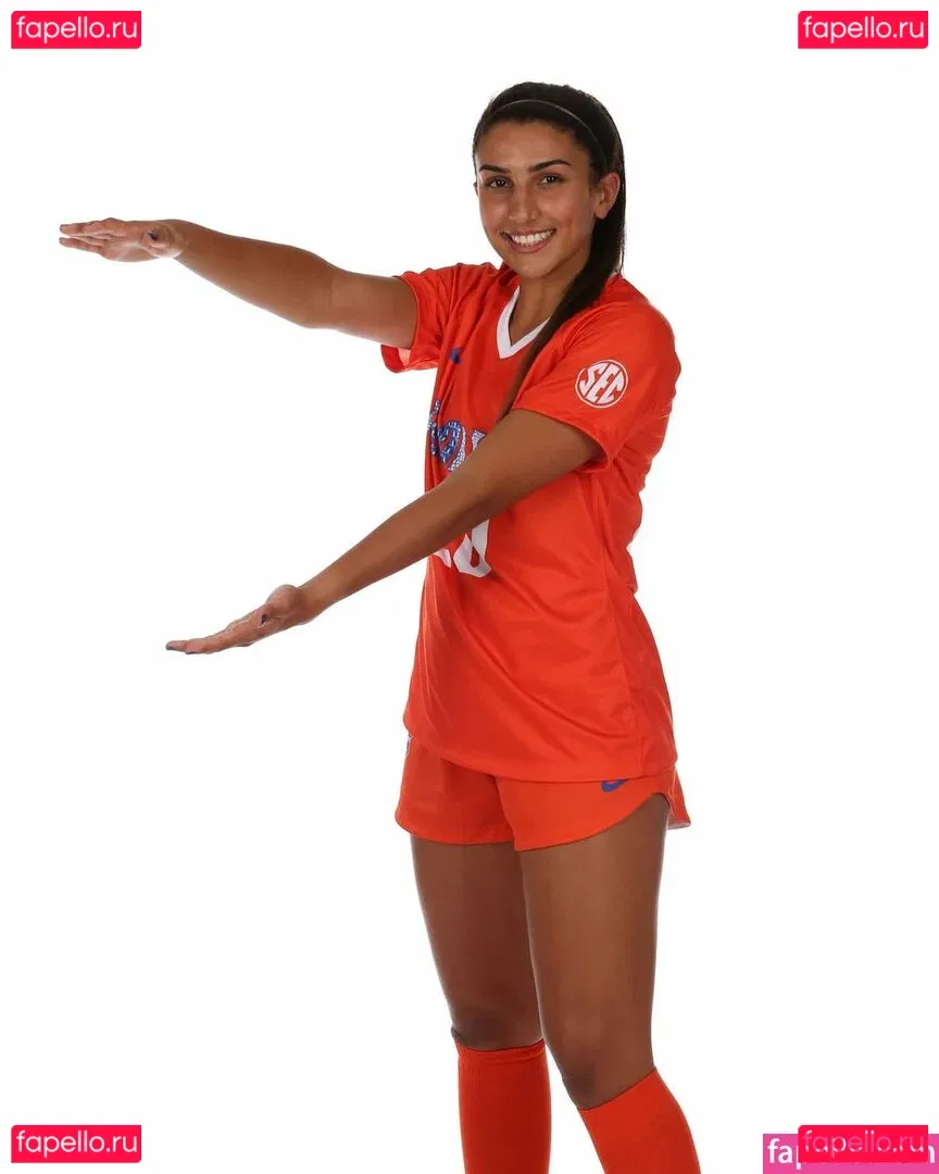 Anna DeLeon Onlyfans Photo Gallery 