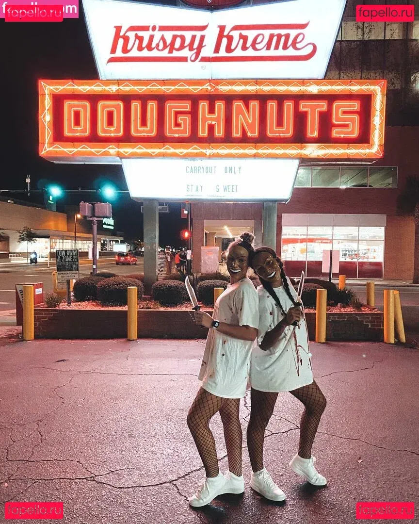 Anna DeLeon Onlyfans Photo Gallery 