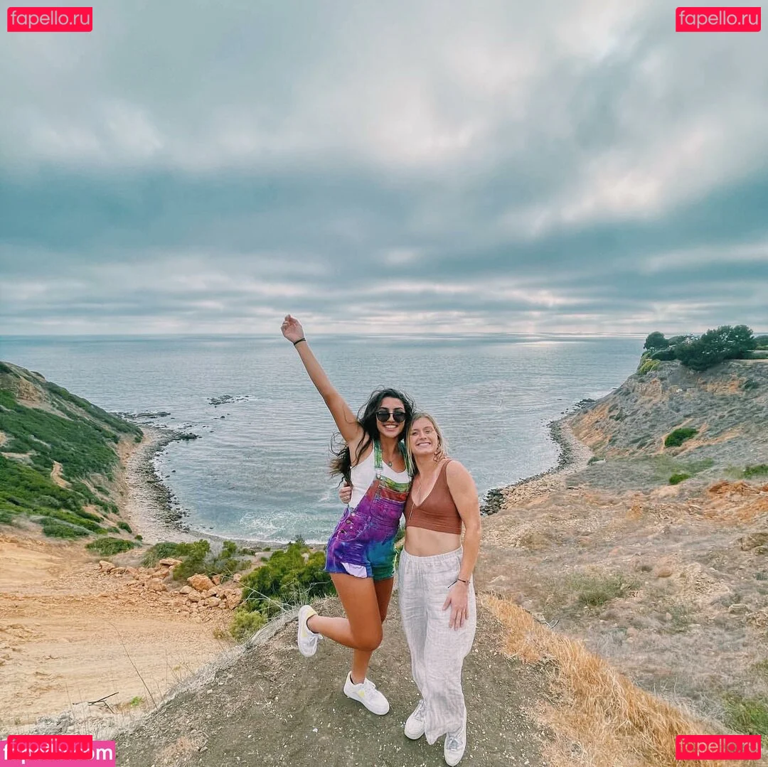 Anna DeLeon Onlyfans Photo Gallery 