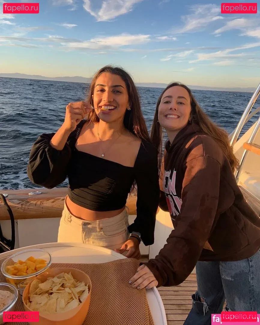 Anna DeLeon Onlyfans Photo Gallery 