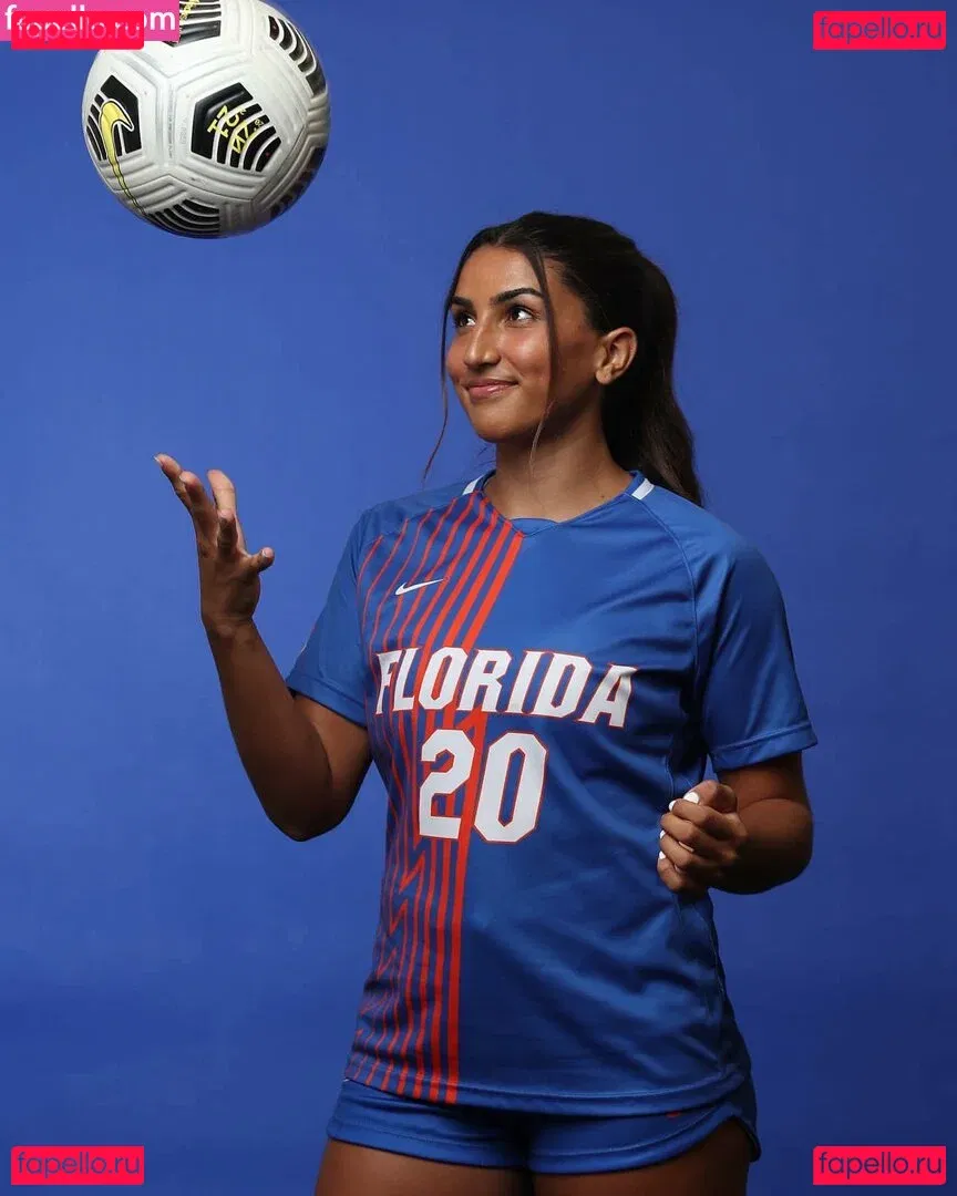 Anna DeLeon Onlyfans Photo Gallery 