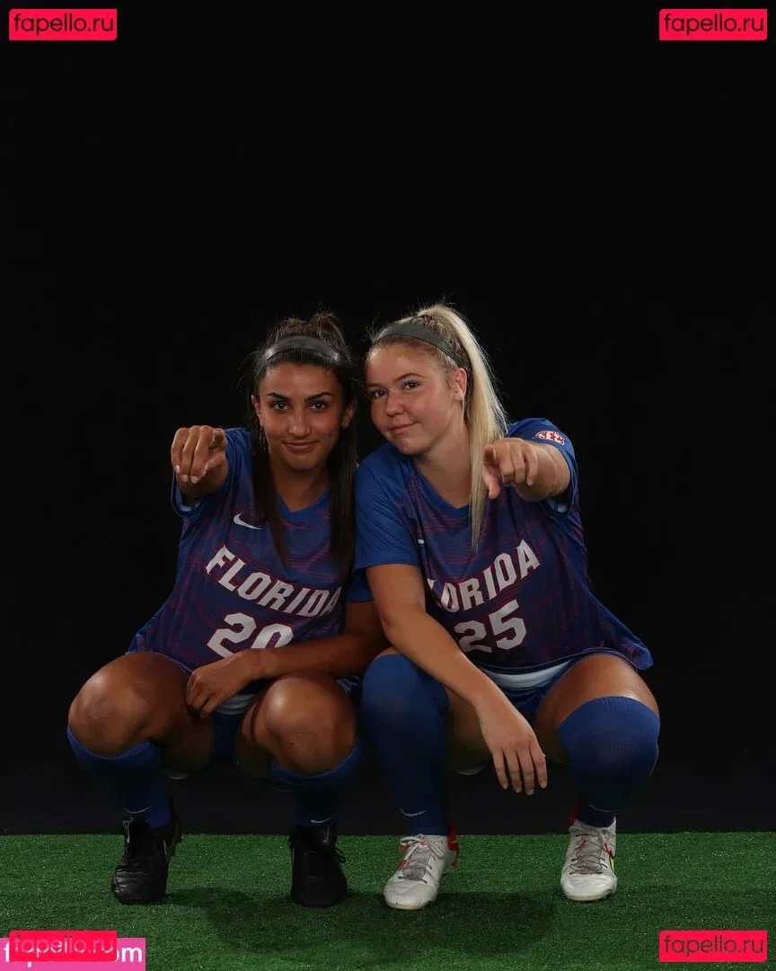 Anna DeLeon Onlyfans Photo Gallery 