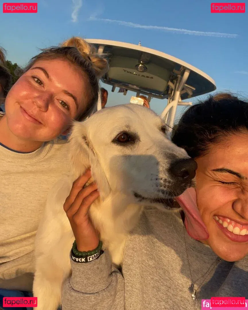 Anna DeLeon Onlyfans Photo Gallery 