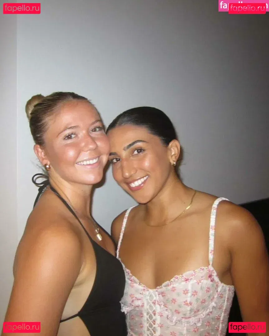 Anna DeLeon Onlyfans Photo Gallery 