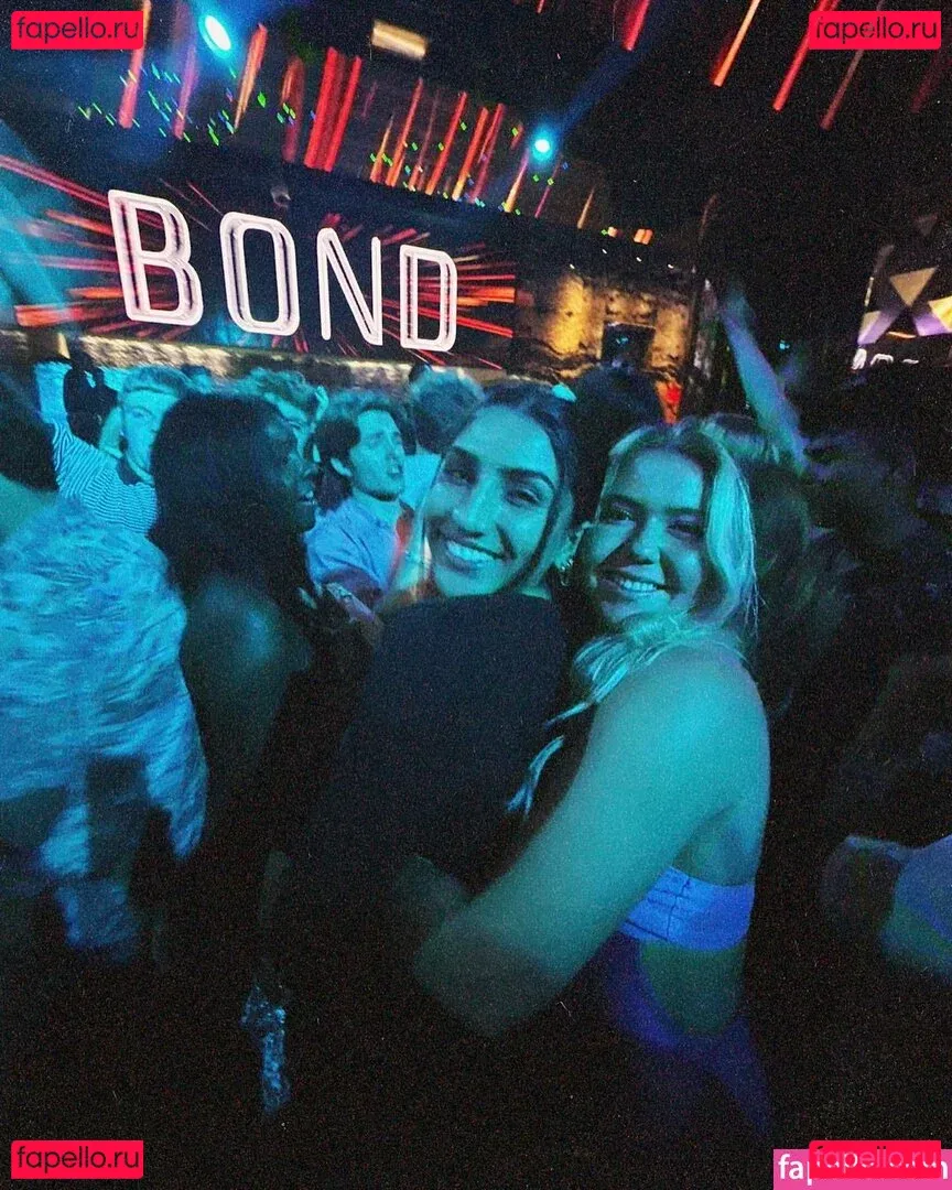 Anna DeLeon Onlyfans Photo Gallery 