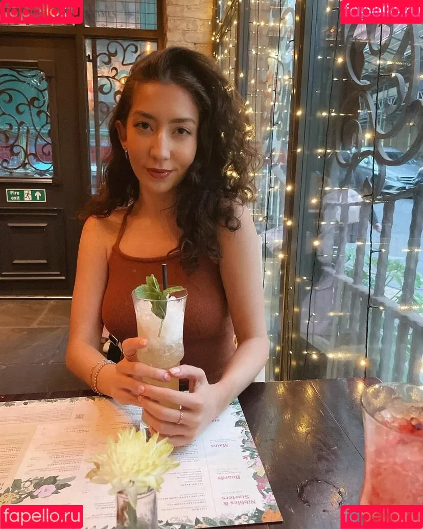 Tia Wilkins Onlyfans Photo Gallery 
