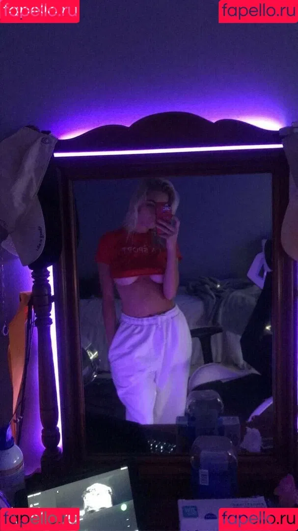 HayMartinn Onlyfans Photo Gallery 